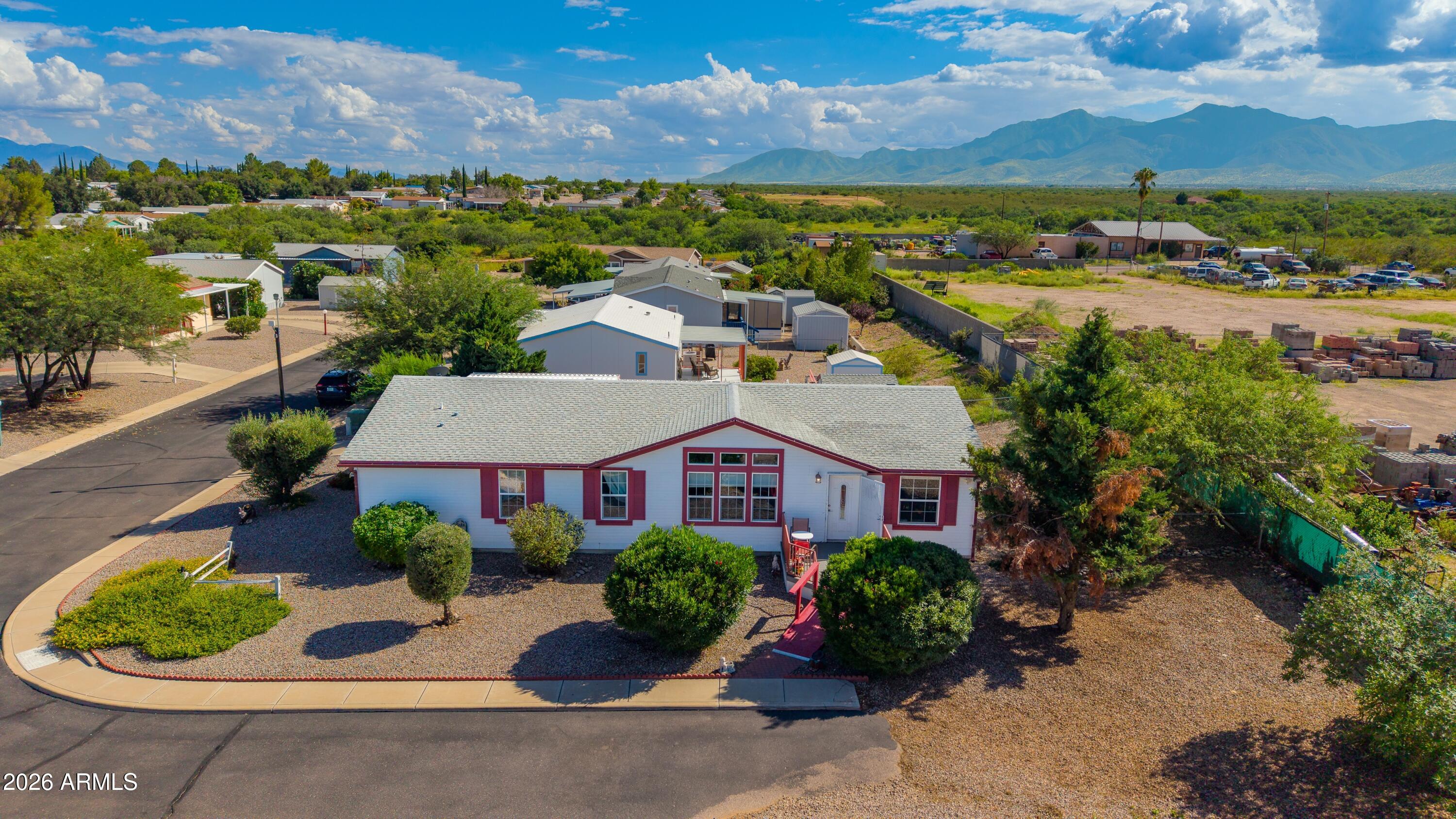 201 S Knee Deep Loop 235, Sierra Vista, AZ 85635