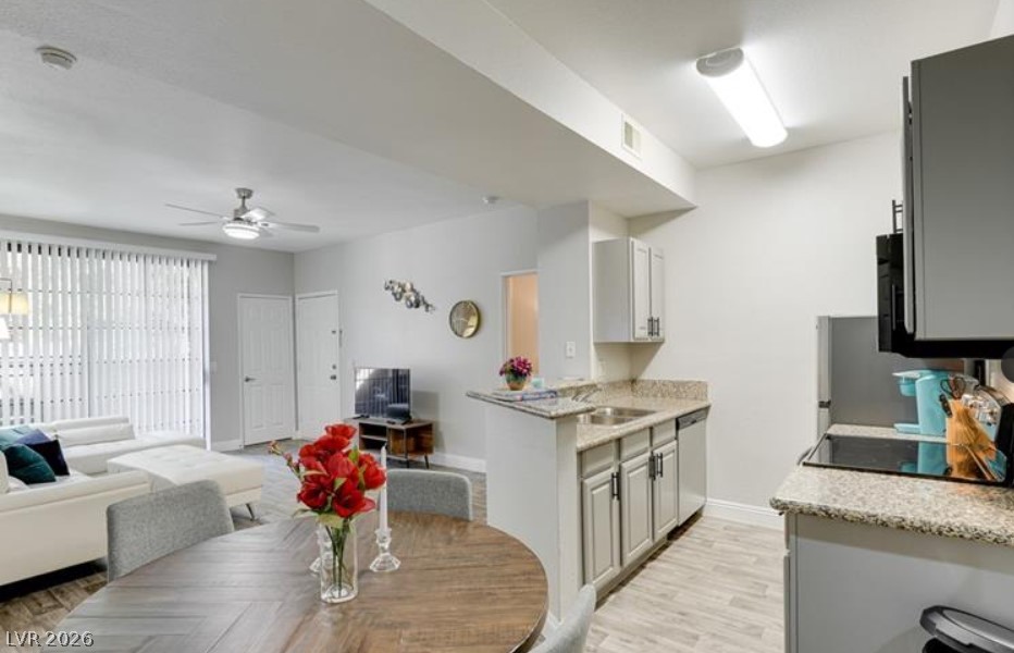 5138 South Jones Boulevard 108