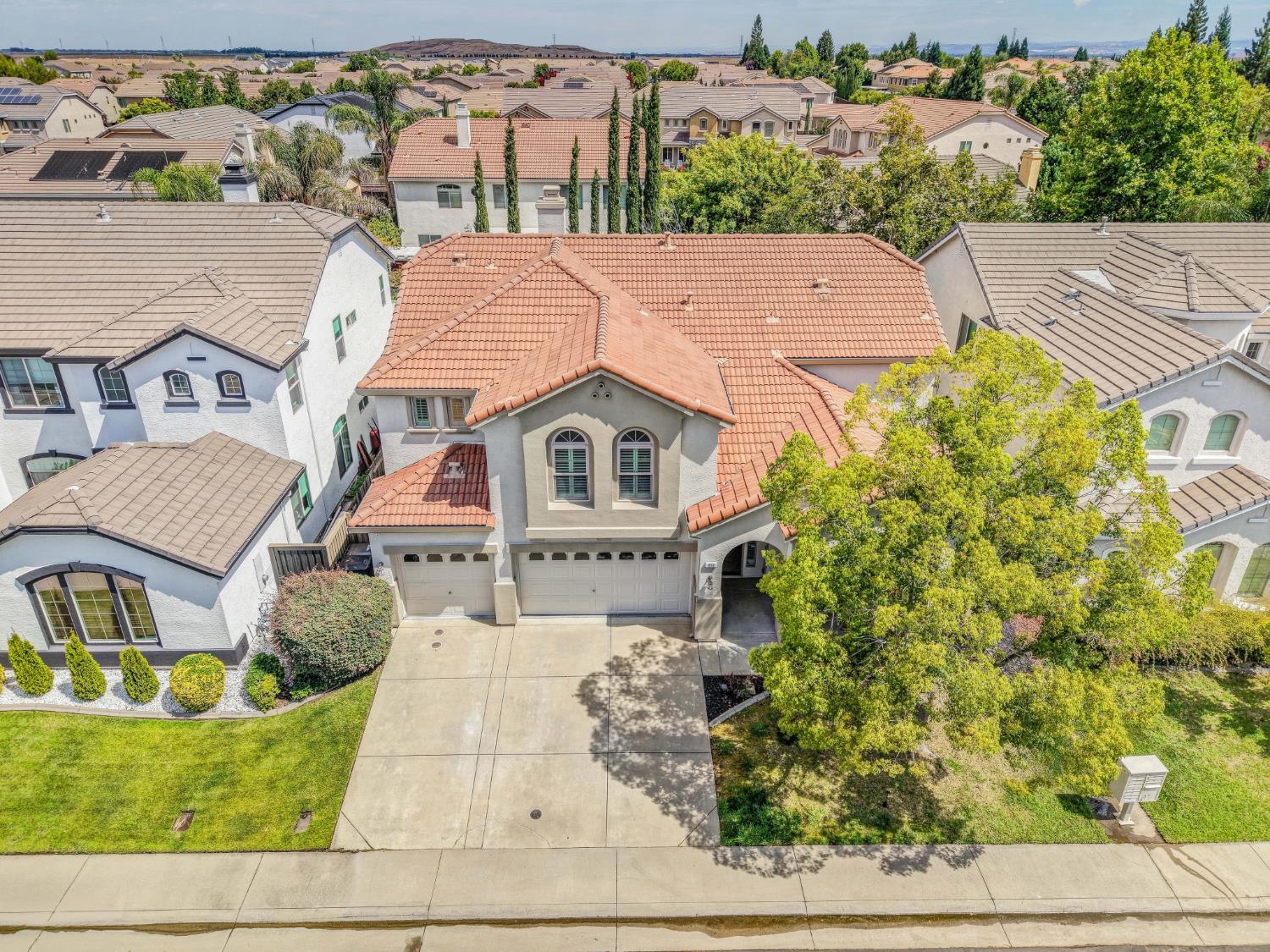 416 Bonicelli Ct, Roseville, CA 95747-5074