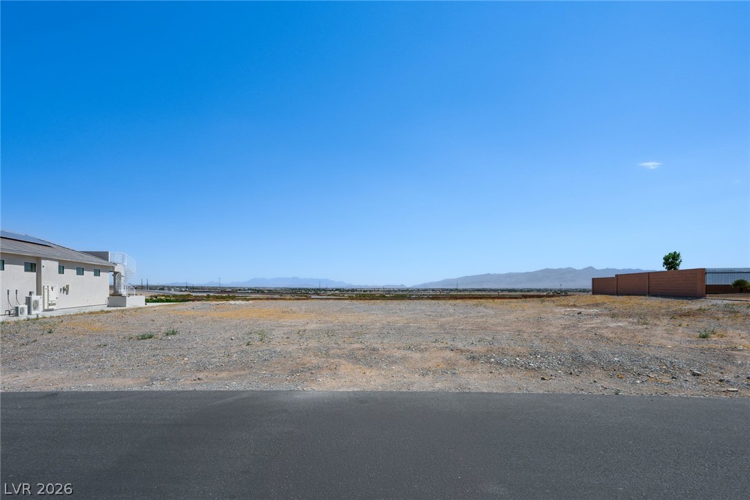 6079 East Spring Mountain Boulevard