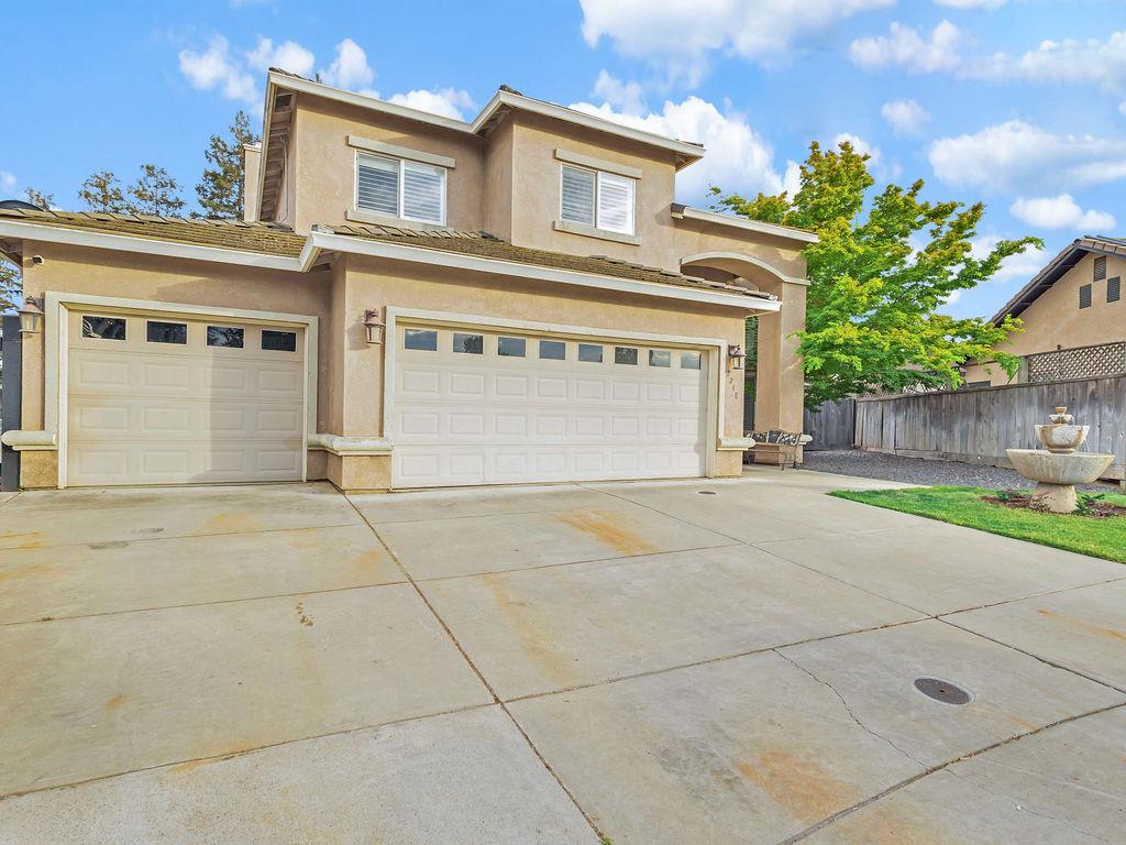 2248 Cherry Tree Ln, Riverbank, CA 95367-2105