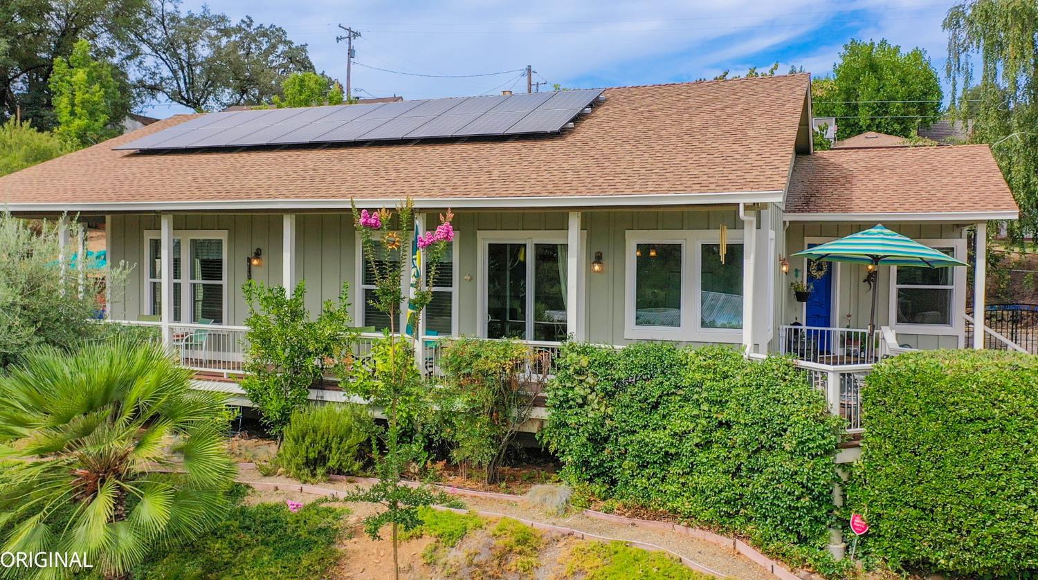 227 Mountain View Dr, Jackson, CA 95642-2218