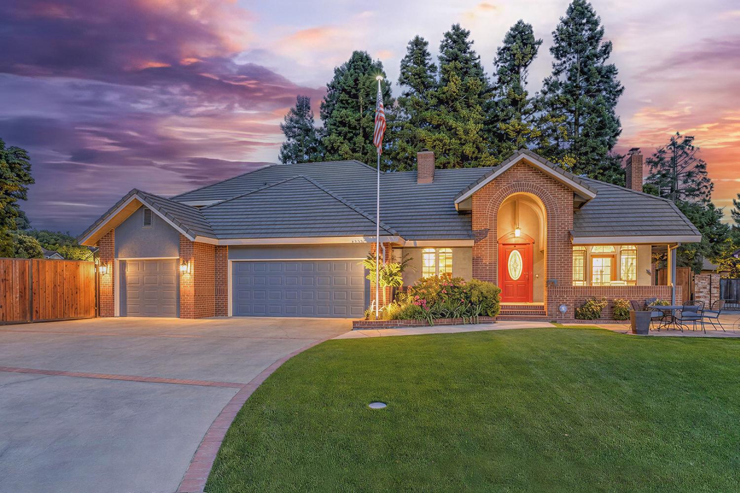 9411 Leal Ct, Elk Grove, CA 95758-4112