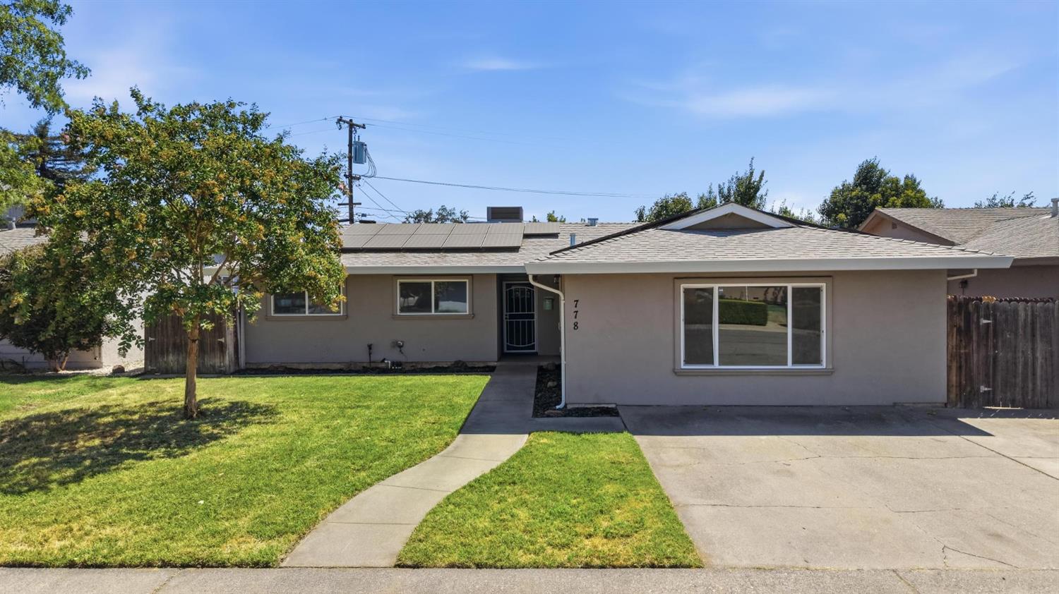 778 April Ln, Yuba City, CA 95991-1900