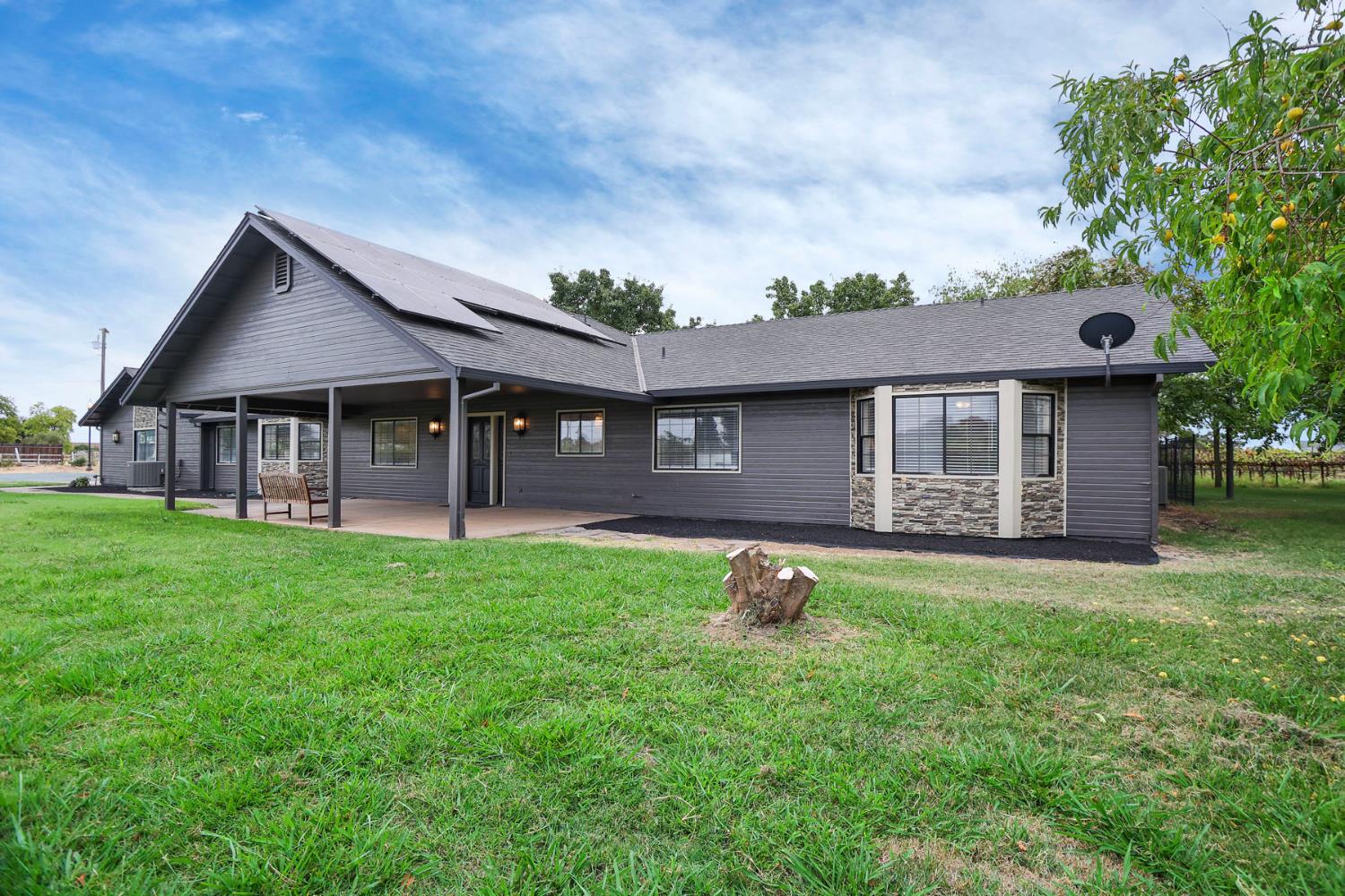 11700 E mayers, Acampo, CA 95220