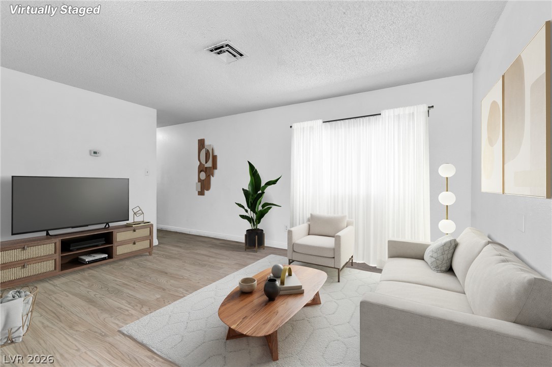2508 East Mesquite Avenue