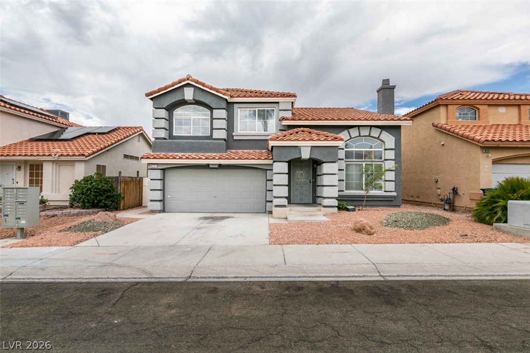 8721 Raindrop Canyon Avenue