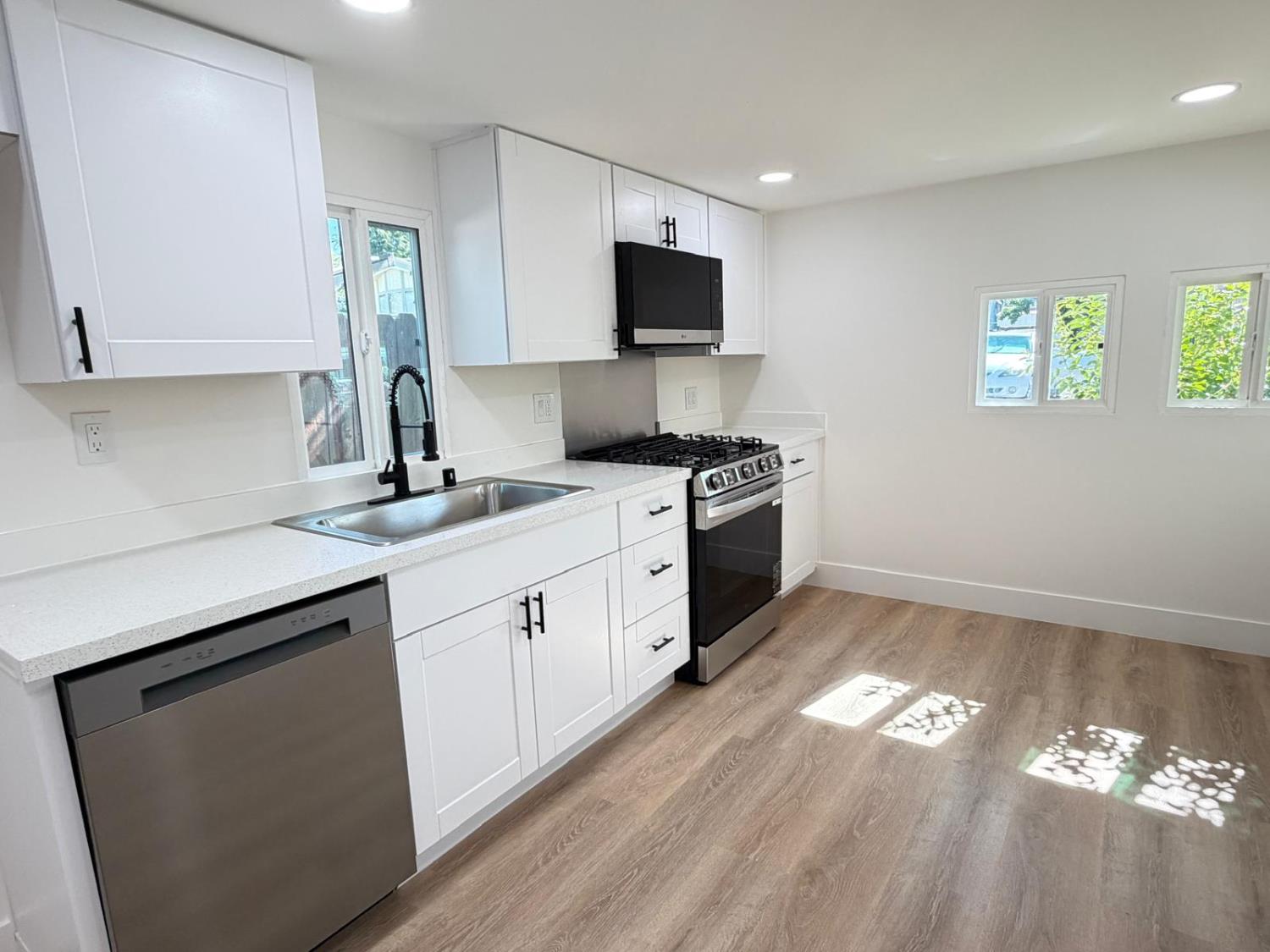 3945 Grass Valley Hwy #36, Auburn, CA 95602