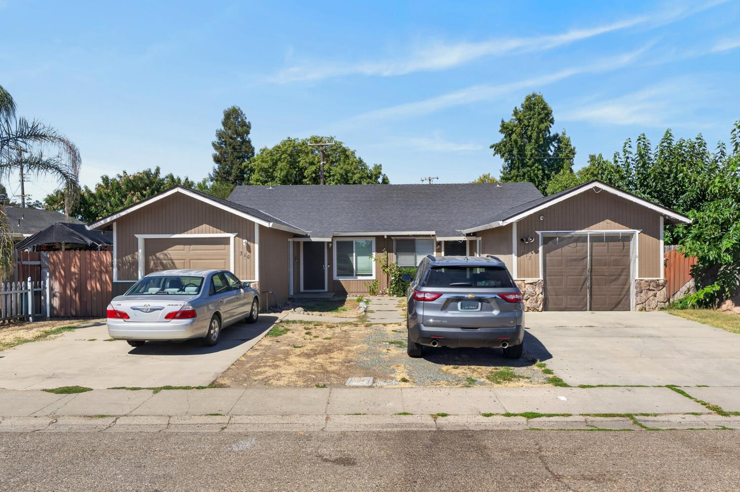 310-312 Camellia Way, Galt, CA 95632