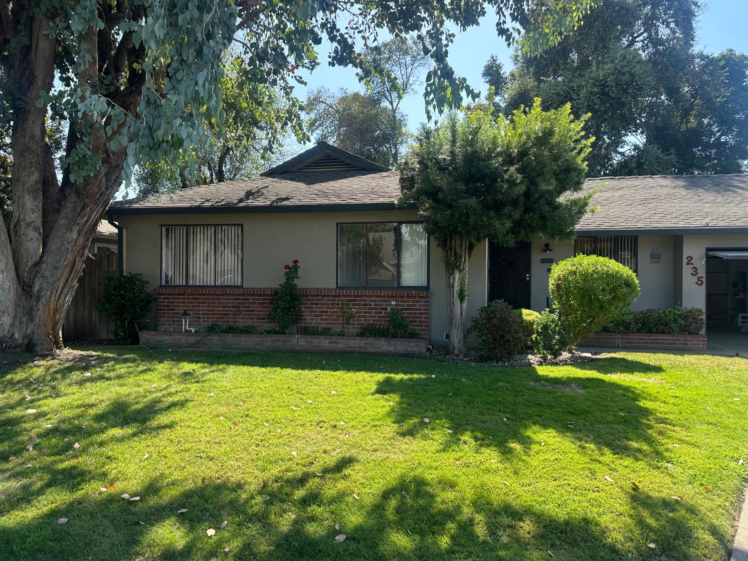 235 Nottingham Dr, Stockton, CA 95207-5132