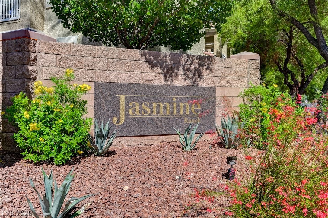 5855 Valley Drive 2028