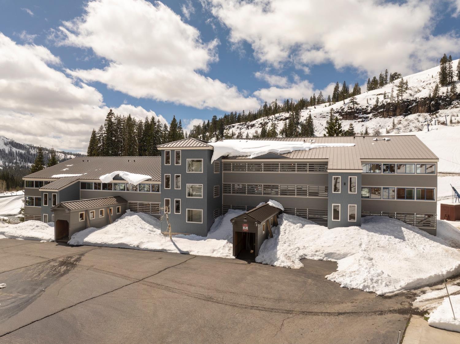 10150 Ski Ranch Ln #309, Norden, CA 95724