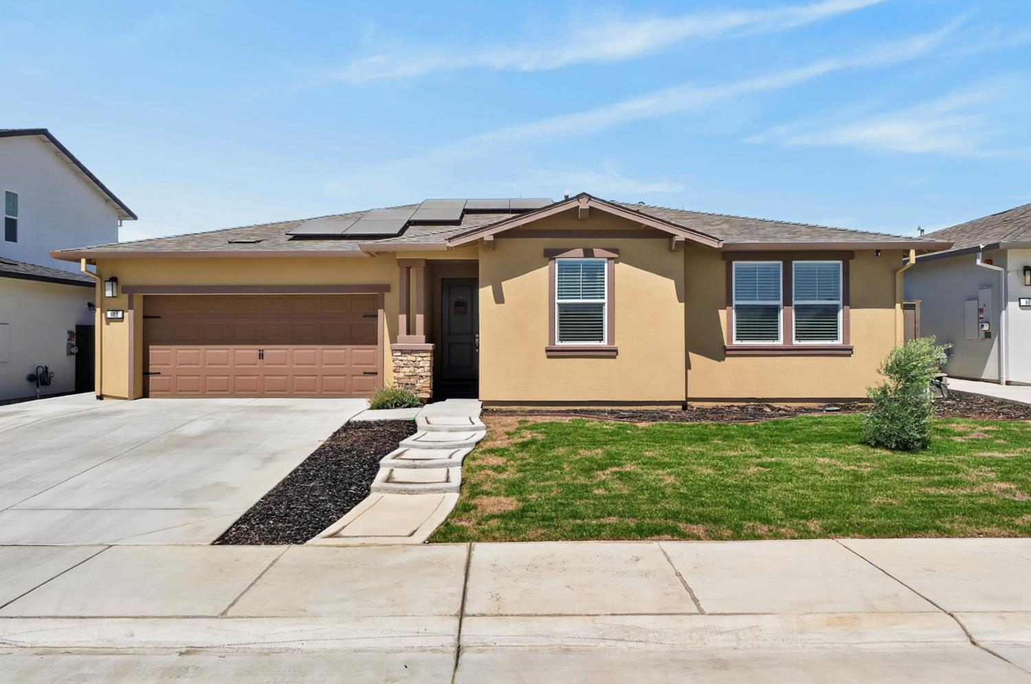 983 Amador Ave, Galt, CA 95632-3193