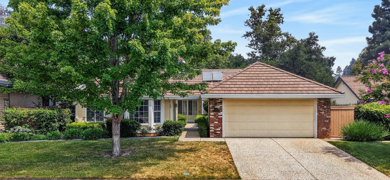 11557 Bear Valley Ct, Gold River, CA 95670-7538