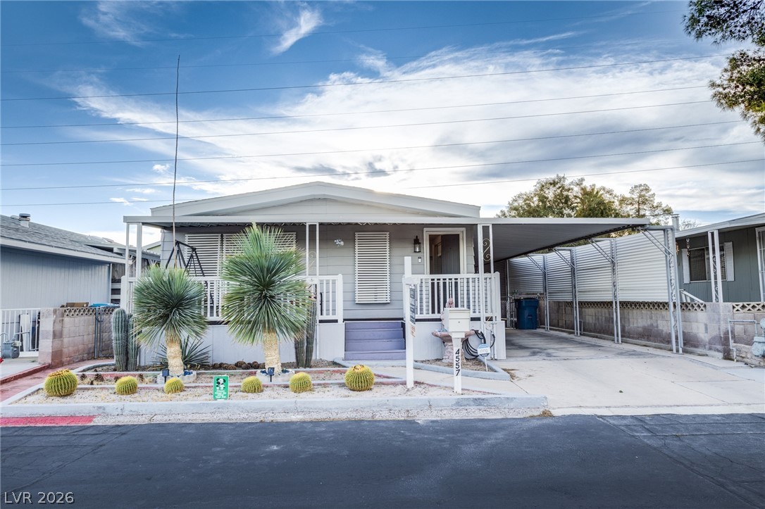 4557 Royal Ridge Boulevard