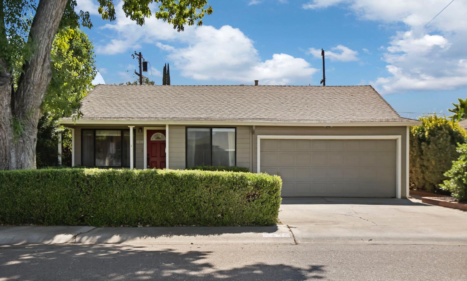 1250 Coolidge Ave, Tracy, CA 95376