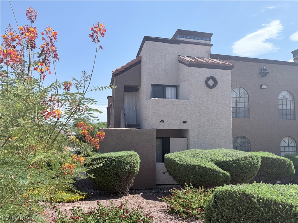 2980 JUNIPER HILLS BL Boulevard 204