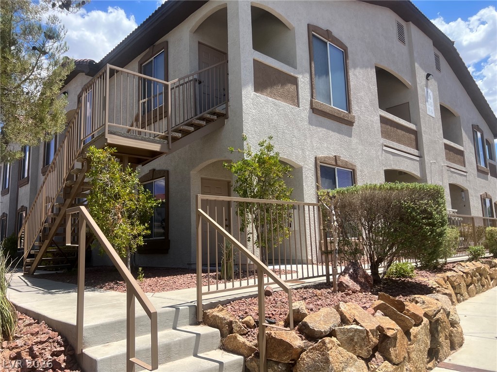 2305 West Horizon Ridge Parkway 1613