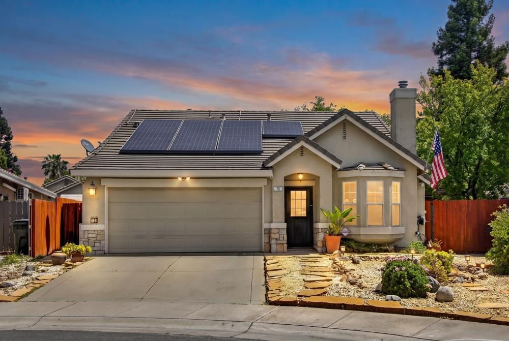 10 Cuvaison Ct, Sacramento, CA 95834-1028