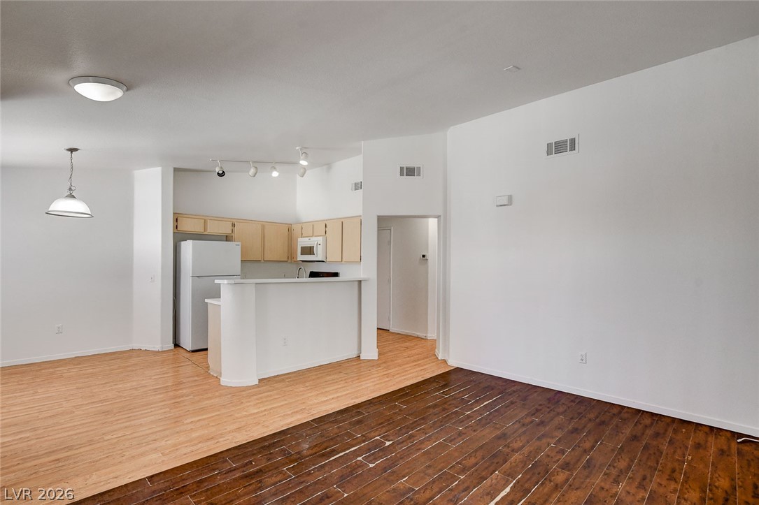 1881 West Alexander Road 2104