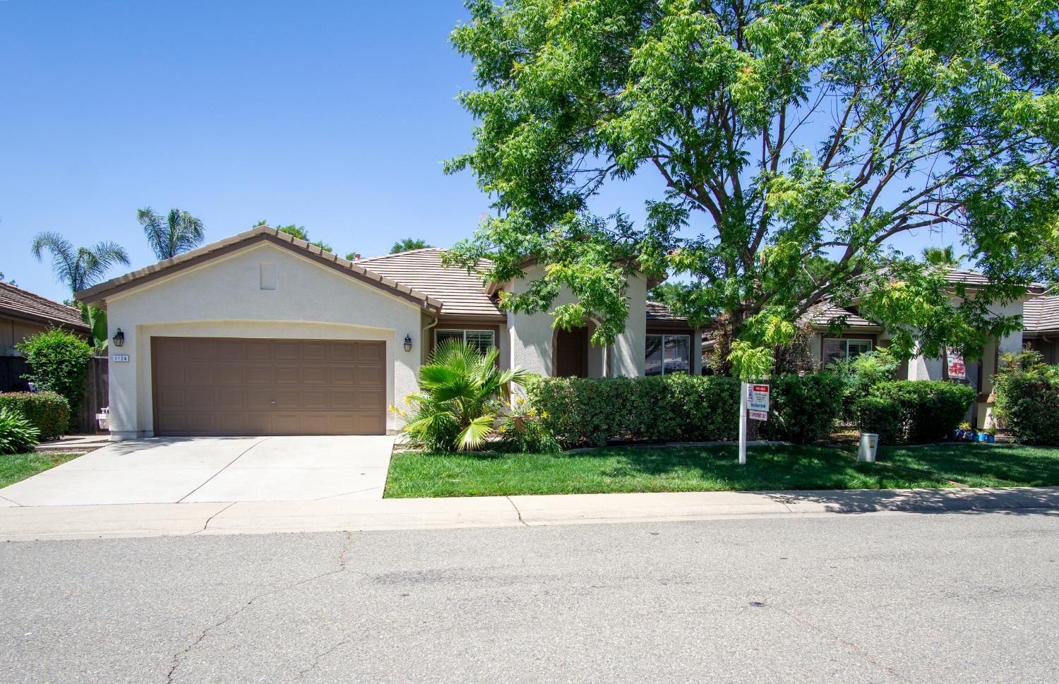 1126 Barrington Ln, Lincoln, CA 95648