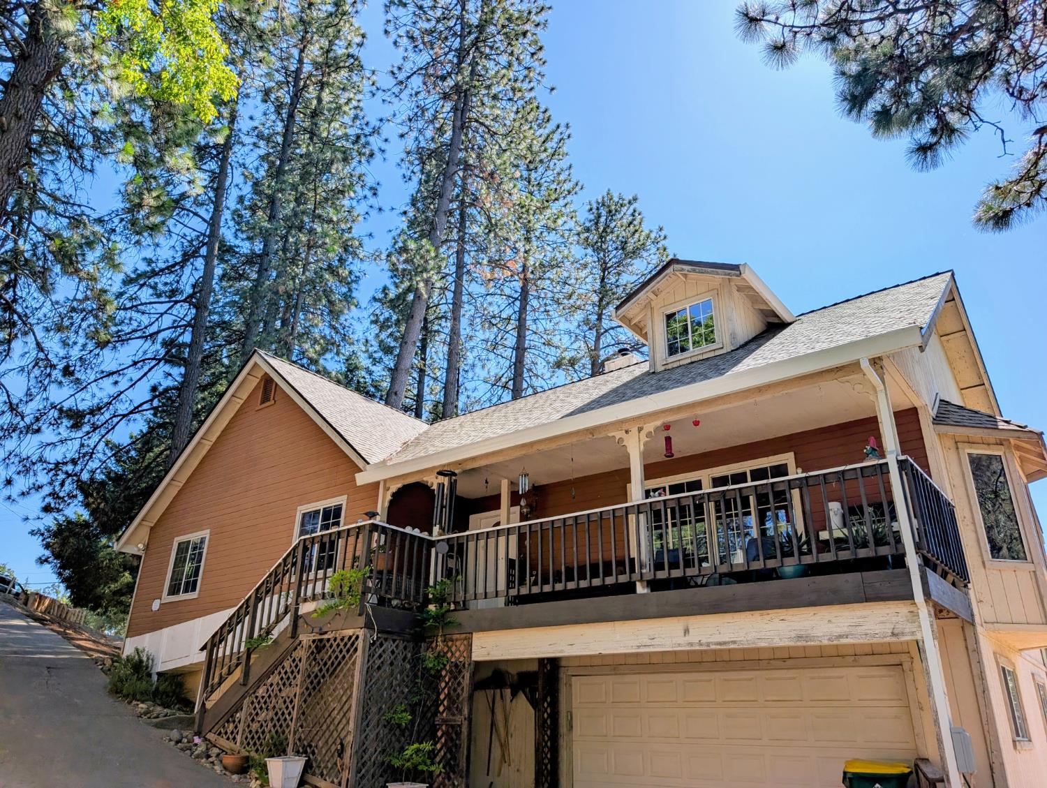 1840 Coyote Creek Ct, Cool, CA 95614-2559