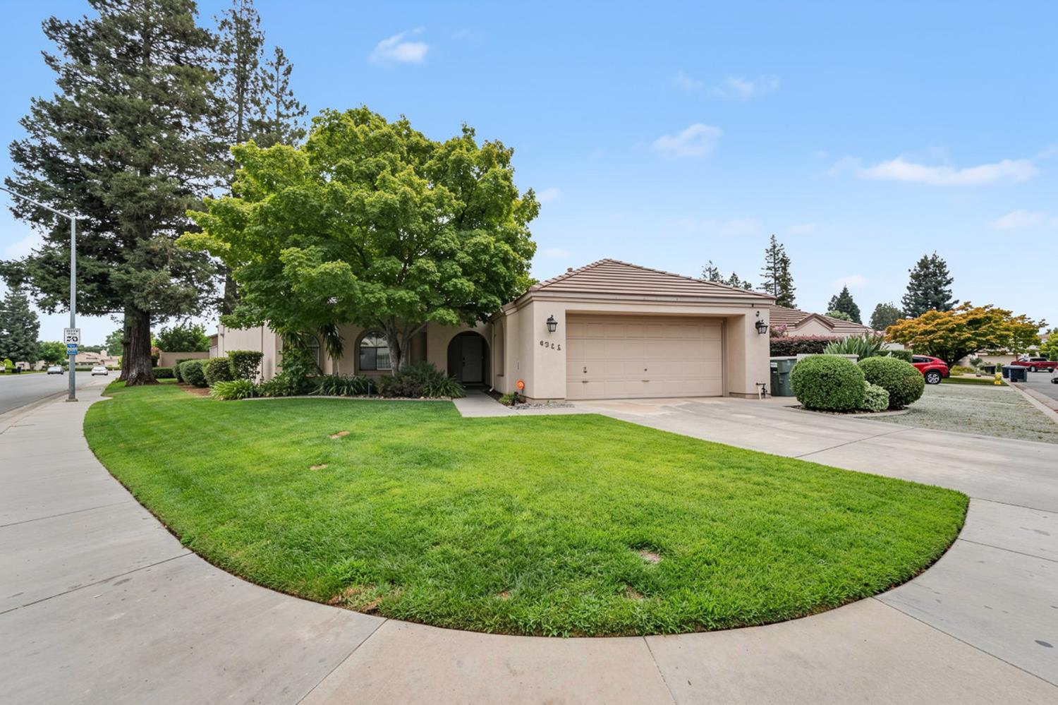 4221 Copper Creek Dr, Modesto, CA 95355-8932