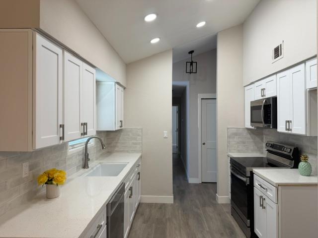 8347 Cherbourg Ct, Stockton, CA 95210-3246