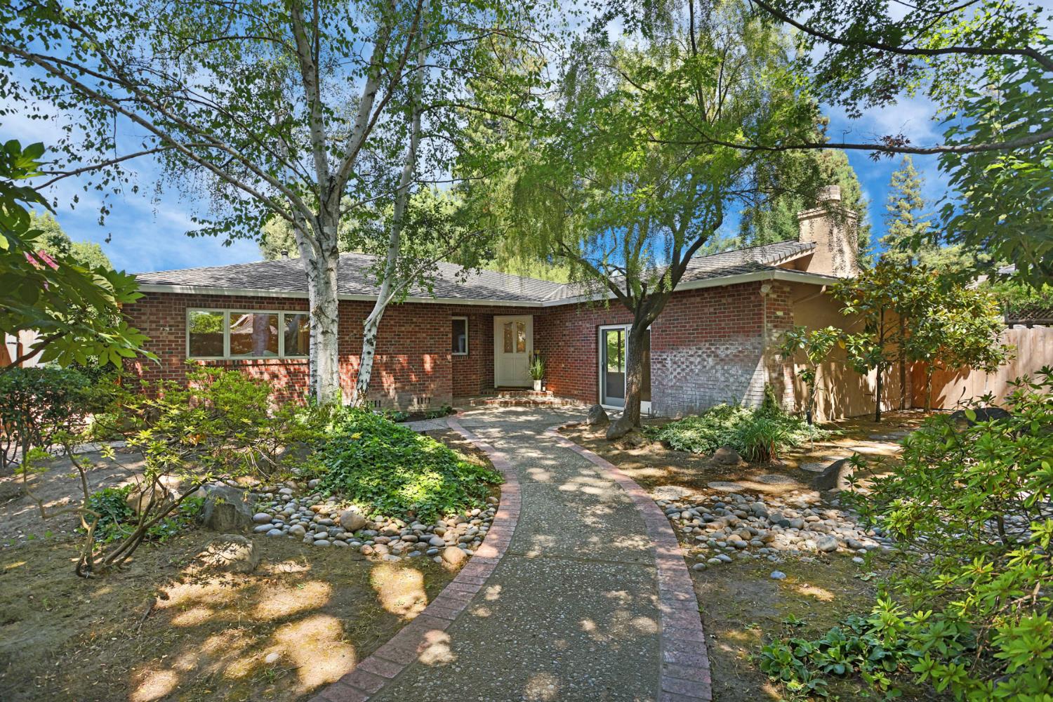 8465 Meath Dr, Stockton, CA 95212-1927