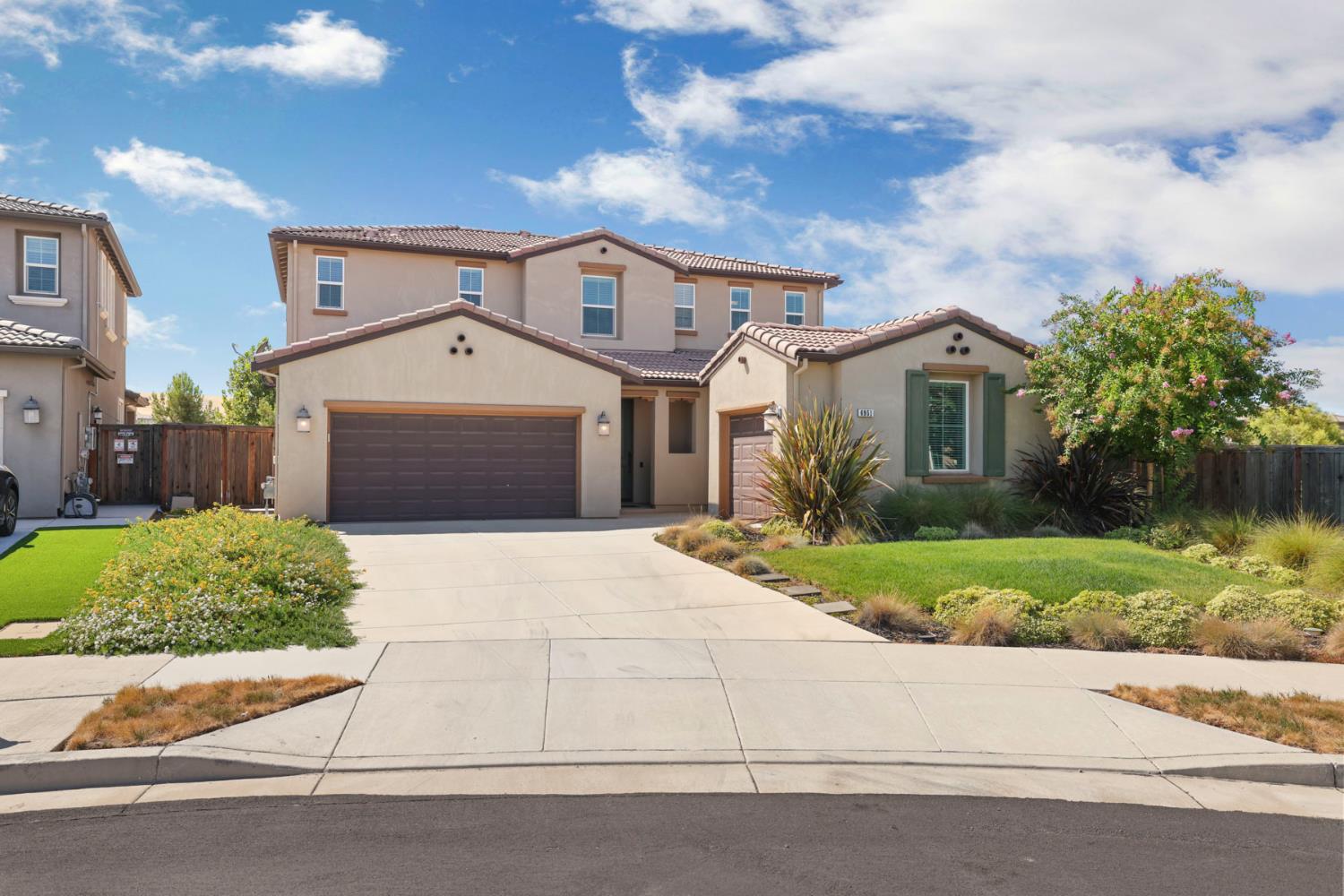 6951 Pickering St, Tracy, CA 95377-8497
