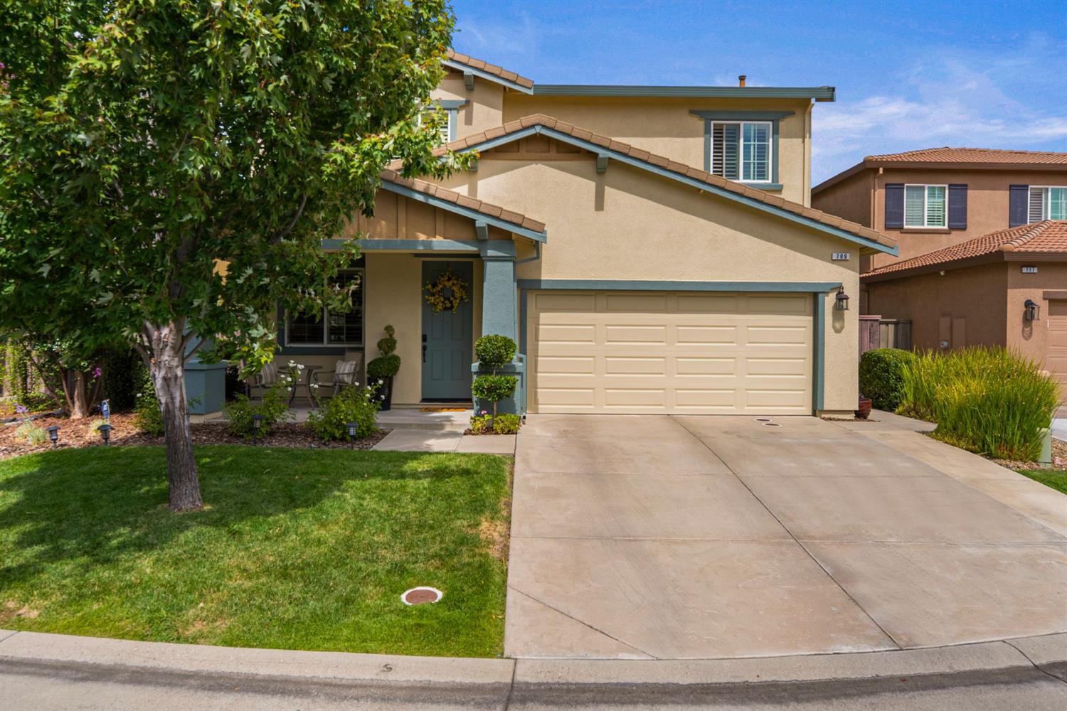 709 Pekin Ct, Roseville, CA 95747-4654