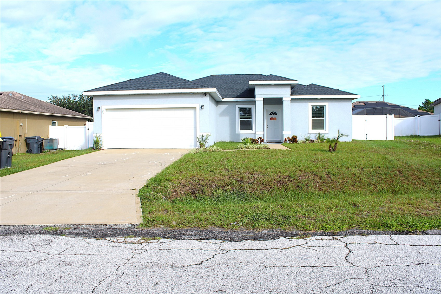 25 ZINNIA LANE E