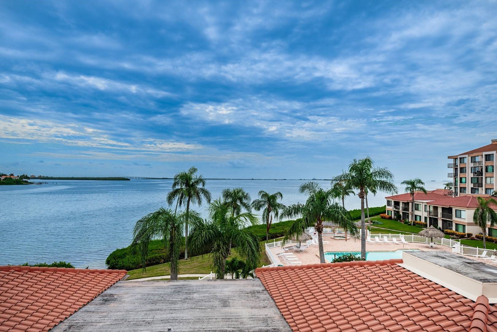 6218 PALMA DEL MAR BOULEVARD S 401