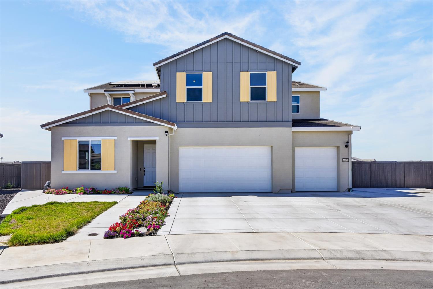 6976 Albatross Dr, Stockton, CA 95219-7312
