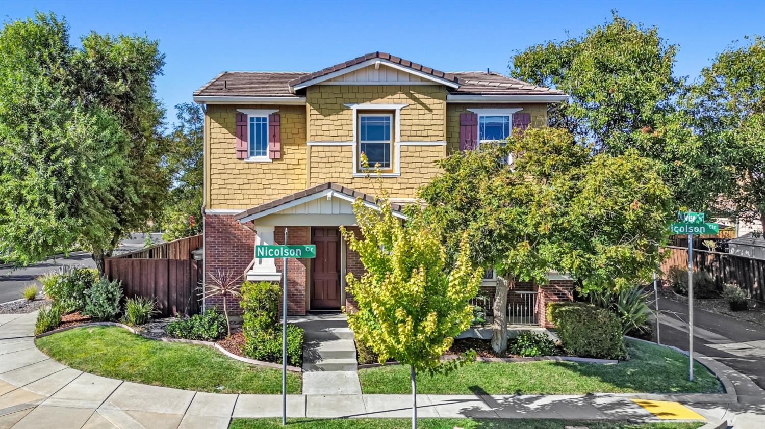 2717 Nicolson Cir, Woodland, CA 95776-5338