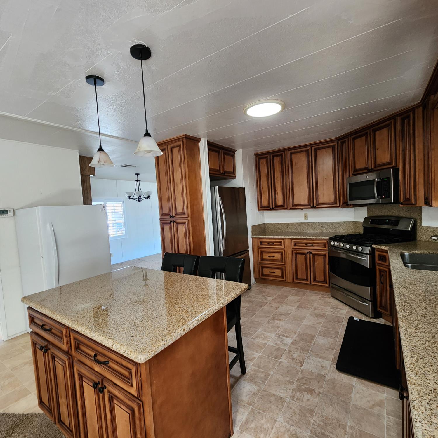 63 Dual Wide Dr, Woodland, CA 95776