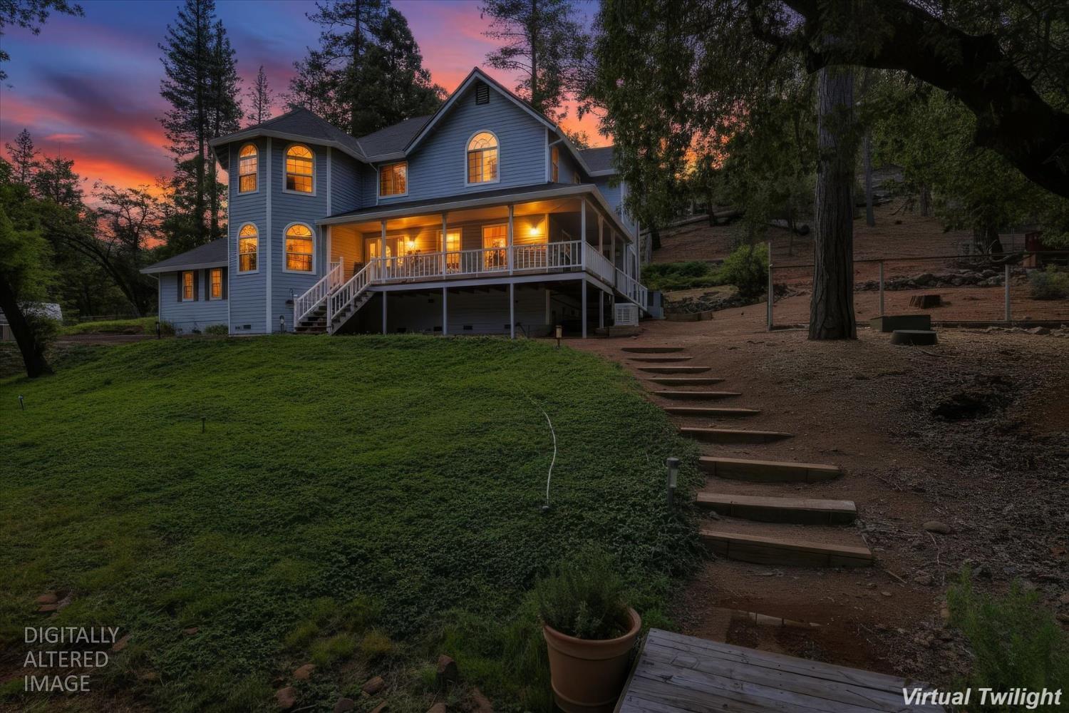 19407 Tiger Tail Rd, Grass Valley, CA 95949