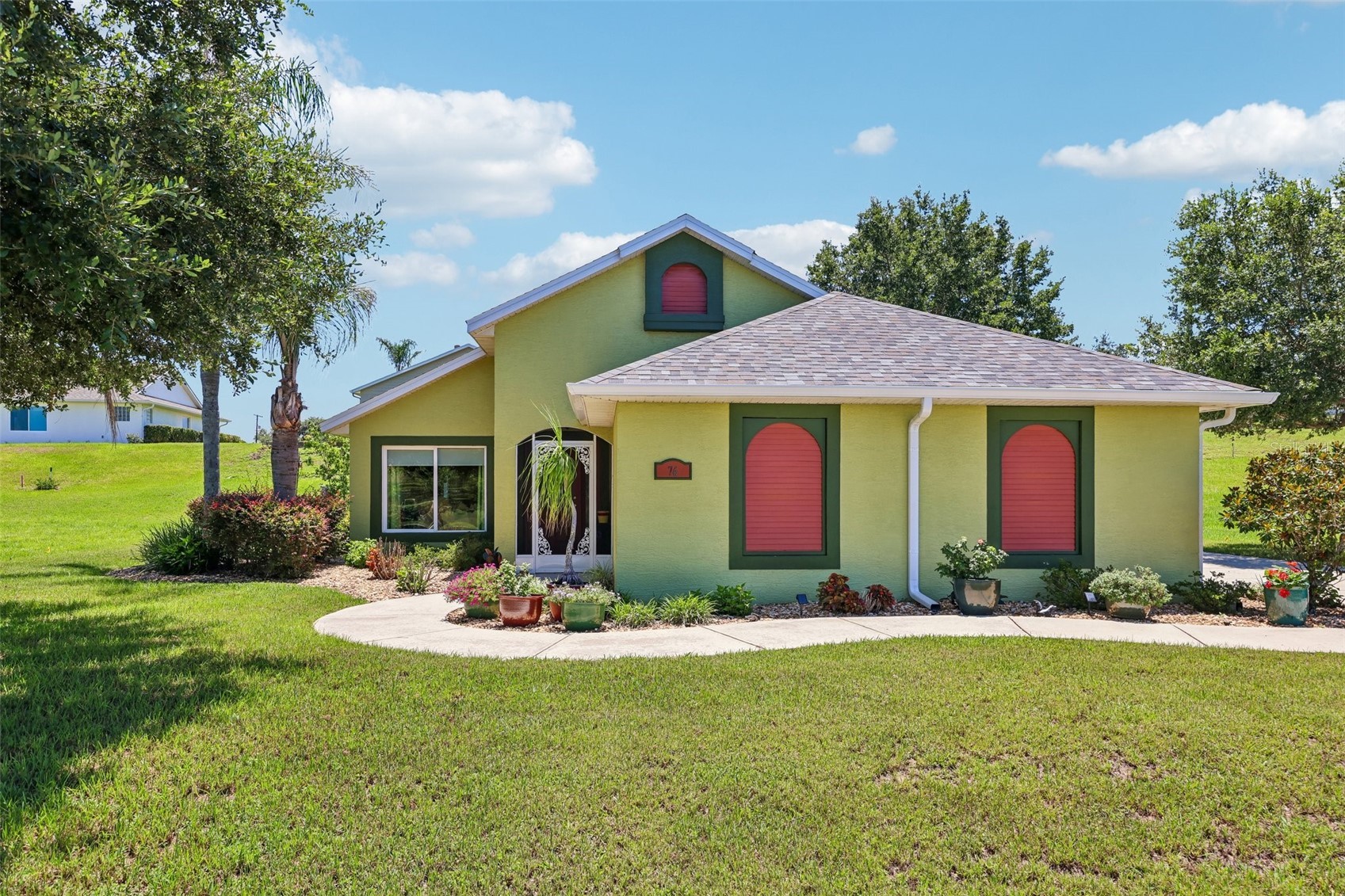 76 FAIRWAY CIRCLE