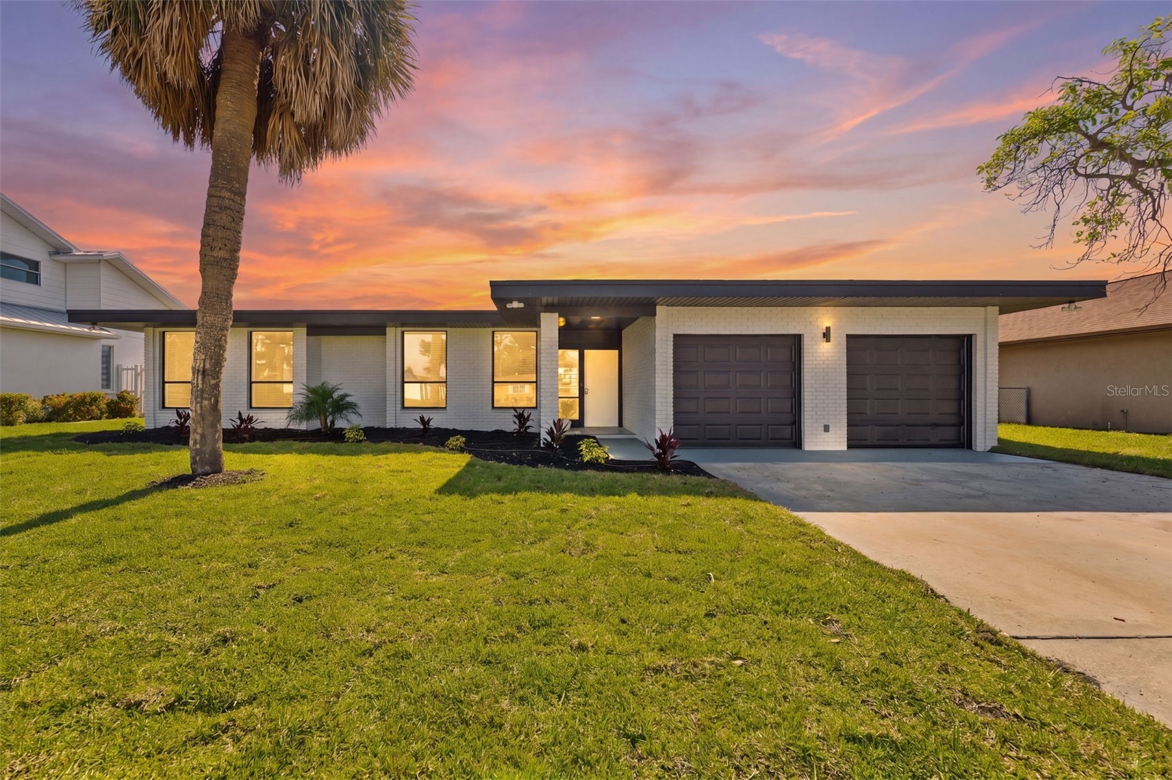 3917 E EDEN ROC CIRCLE