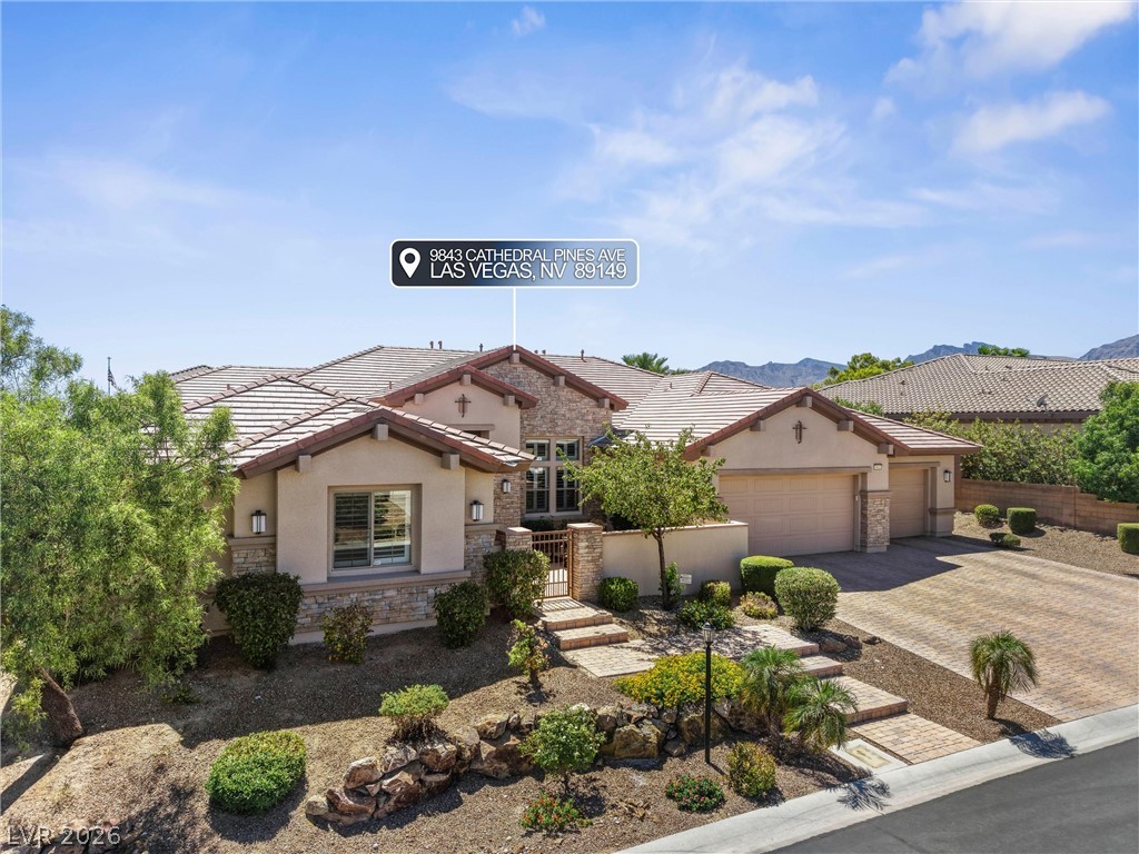 9843 Cathedral Pines Avenue
