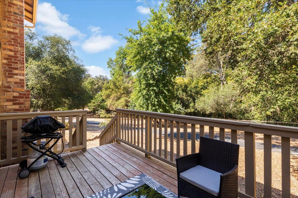 6904 Toluca Ln, Citrus Heights, CA 95621-4321