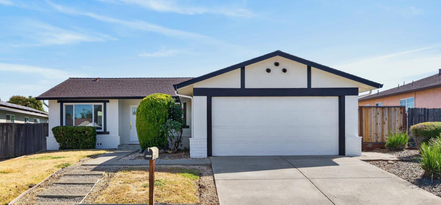2121 Sugartree Dr, Pittsburg, CA 94565-4415
