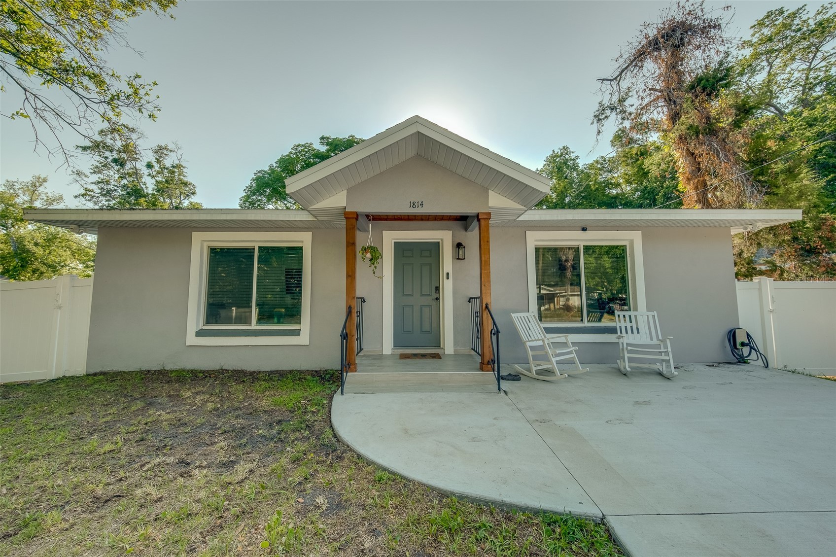 1814 SYLVAN DRIVE