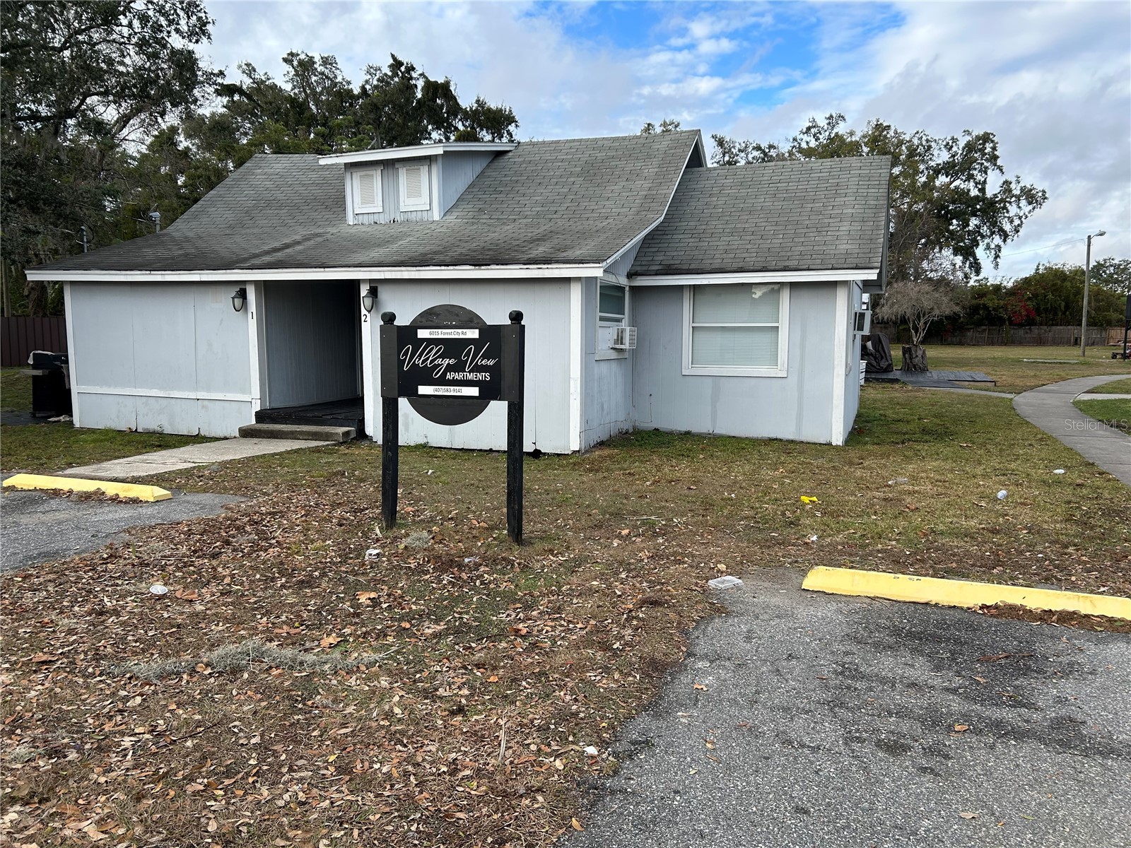 6015 FOREST CITY ROAD