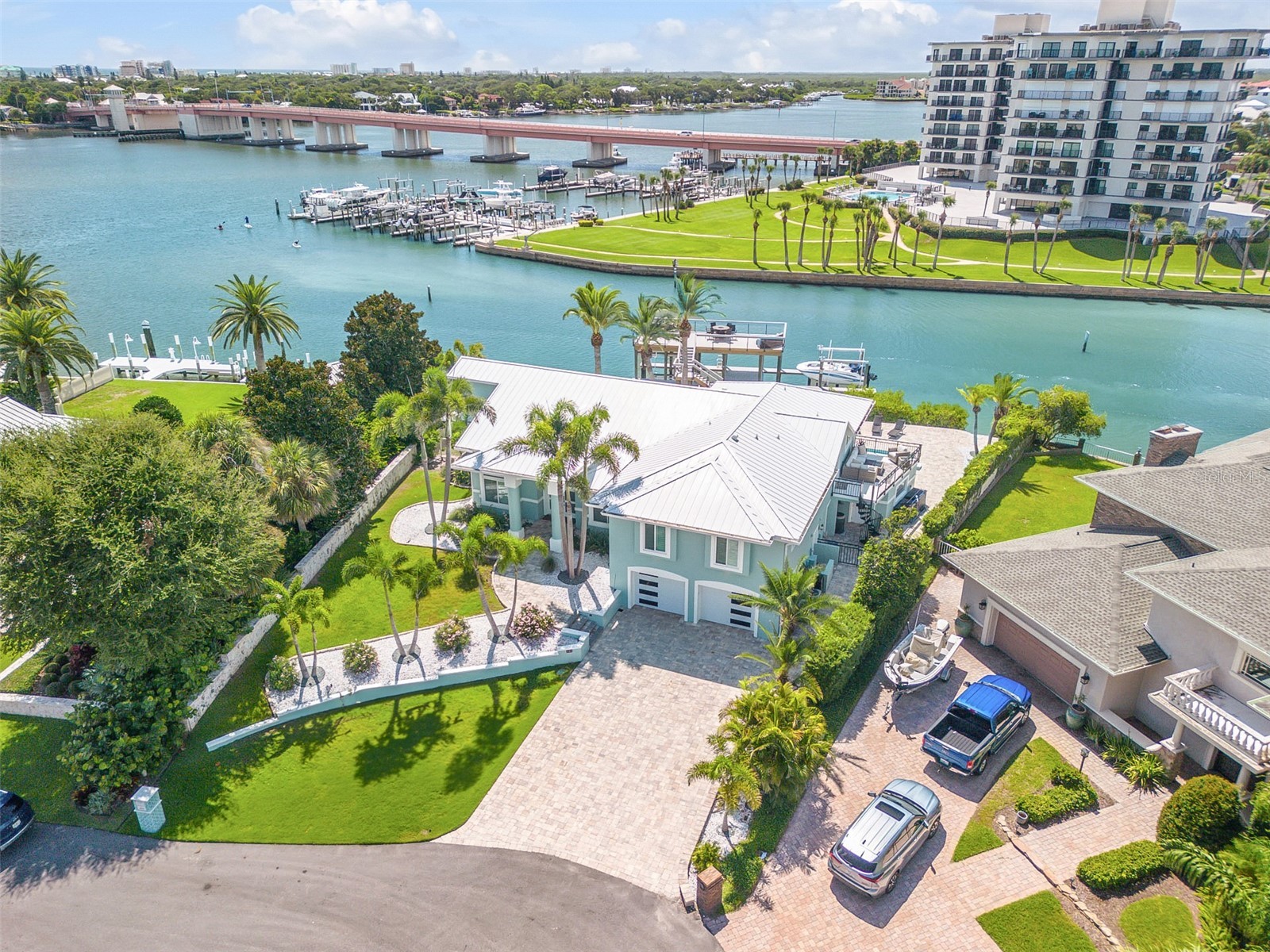 444 QUAY ASSISI COURT