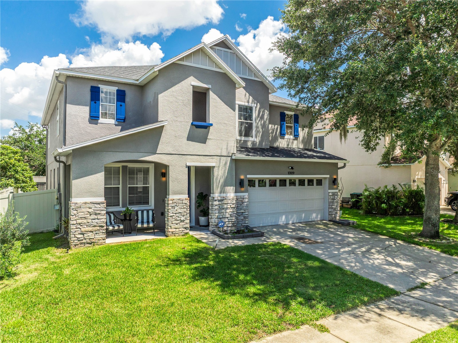 10109 STRATFORD POINTE AVENUE