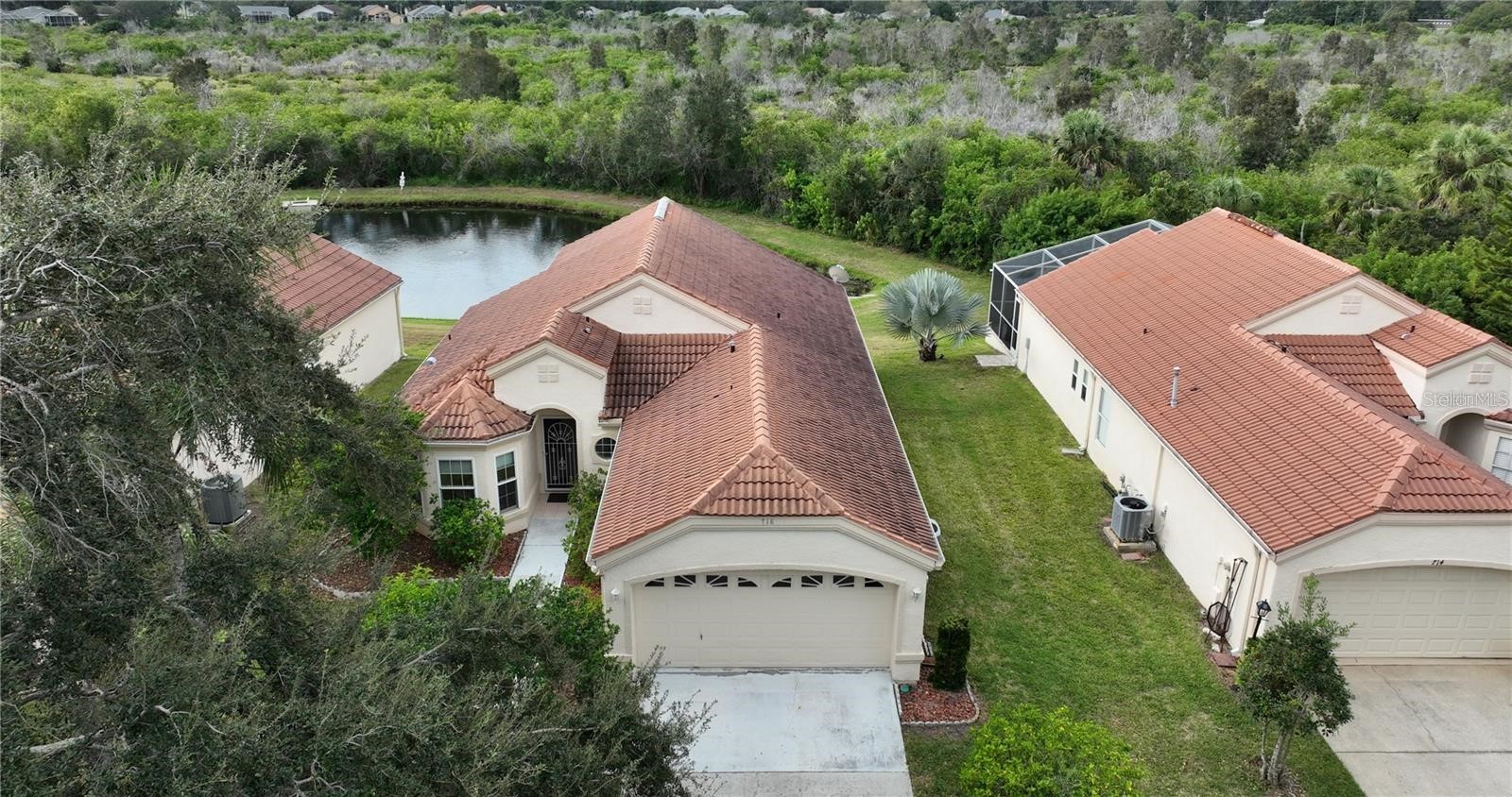 718 LIGHTHOUSE DRIVE