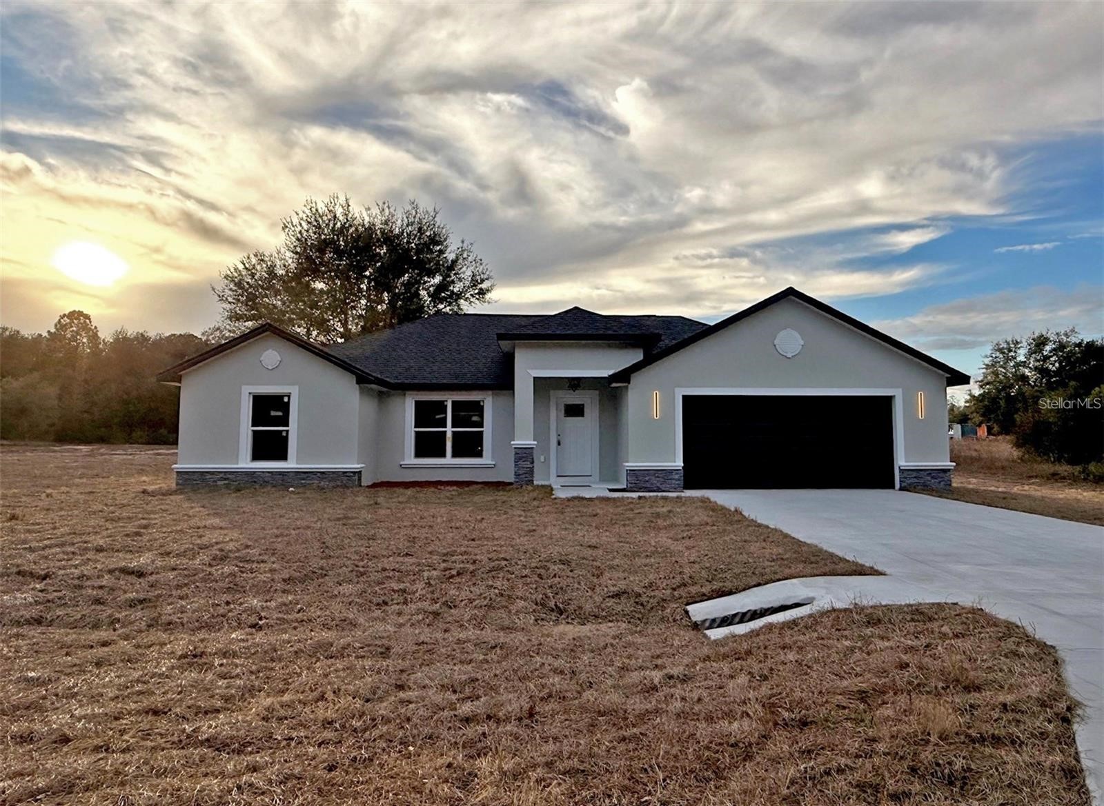 4252 SW BEGONIA COURT
