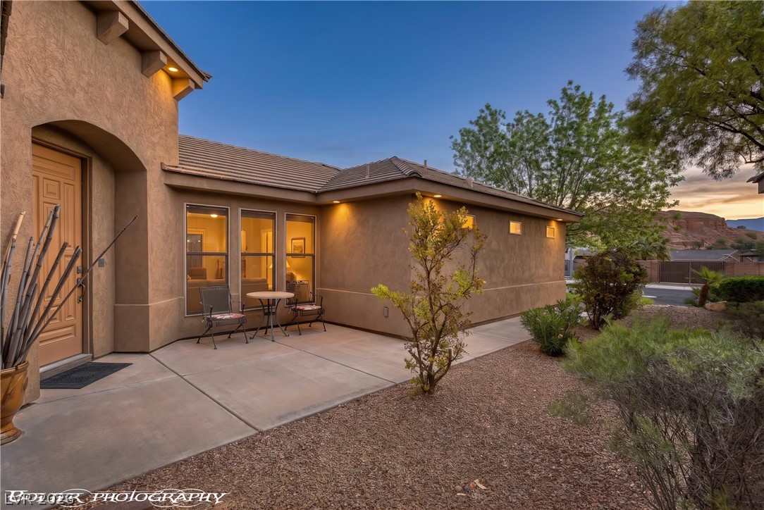 982 Buteo Bend