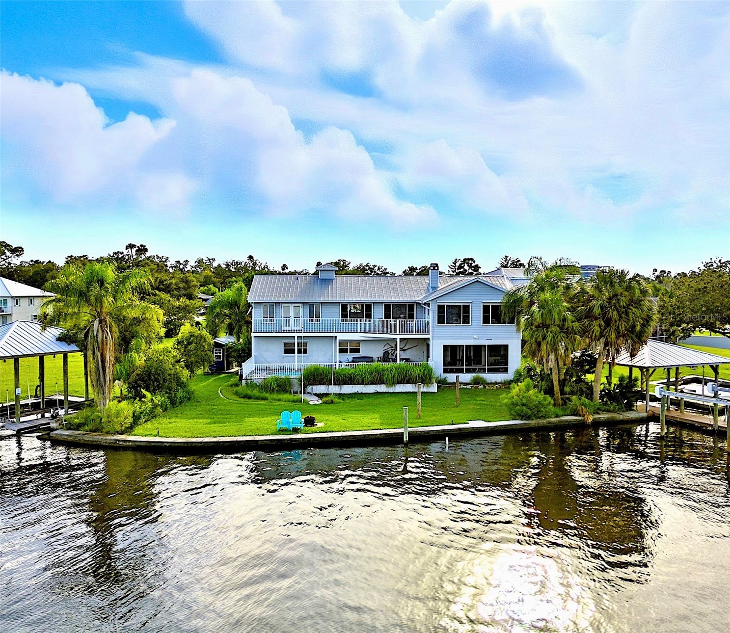 2435 N WATERSEDGE DRIVE